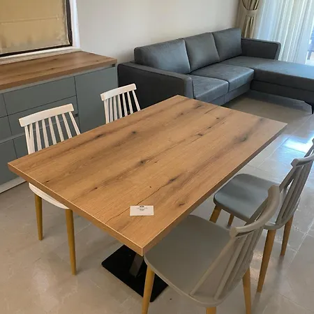 Designer 1br In Life Pool Included Szozopol