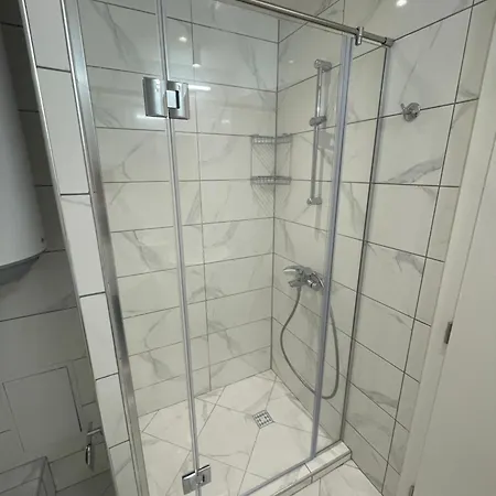 Designer 1br In Life Pool Included