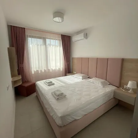 Designer 1br In Life Pool Included Созополь