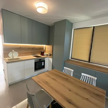 Apartment Designer 1br In Life Pool Included